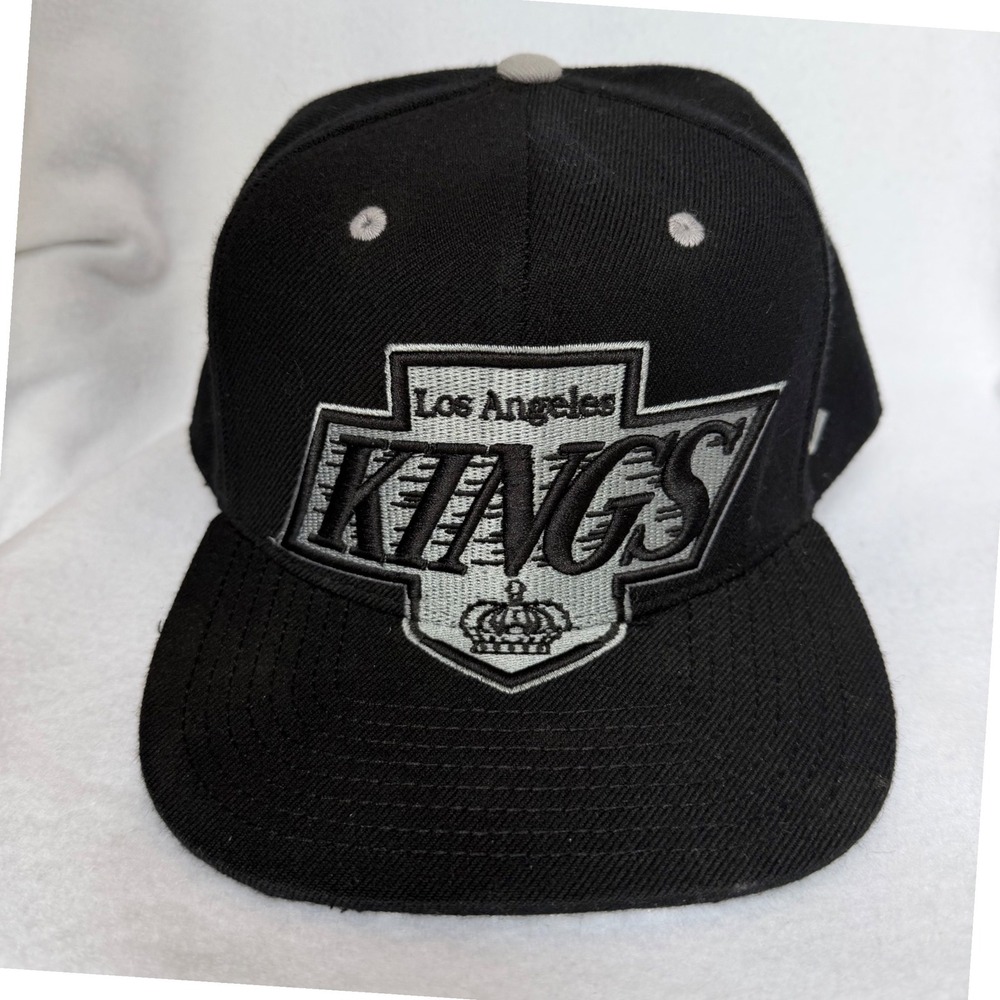 Zephyr Los Angeles Kings Hat Mens 7 1/2 Black Wool NHL Fitted Flat Brim